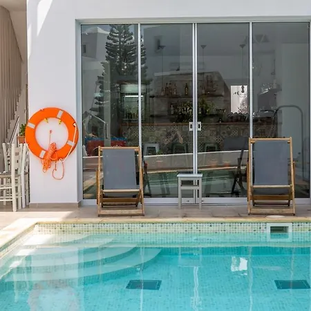 Jason & Hotel apartamentowy Naxos City