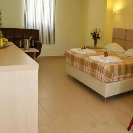 Jason & Hotel apartamentowy 3*