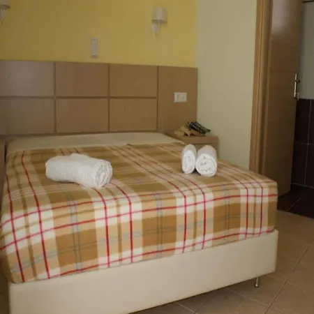 Jason & Aparthotel
