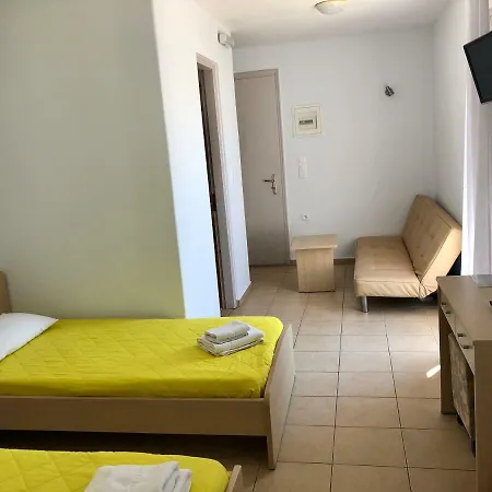 Aparthotel Jason & 3*